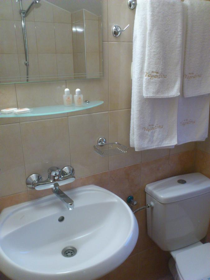 Yagodina Family Hotel Zimmer foto